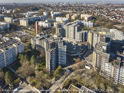 07.02.2023 - Marx-Zentrum und Karl-Marx-Ring 52-62 in Neuperlach