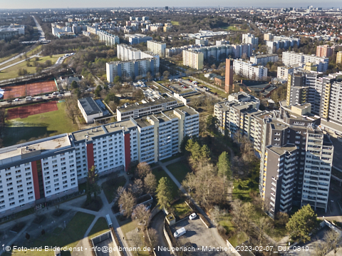 07.02.2023 - Marx-Zentrum und Karl-Marx-Ring 52-62 in Neuperlach