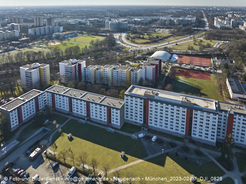 07.02.2023 - Marx-Zentrum und Karl-Marx-Ring 52-62 in Neuperlach