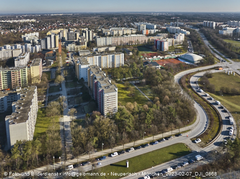 07.02.2023 - Marx-Zentrum und Karl-Marx-Ring 52-62 in Neuperlach
