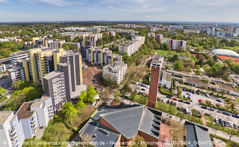 04.05.2023 - Marx-Zentrum, Studentenwohnheim, Wohnanlage Karl-Marx-Ring 52-62, KMR 53-57c Umgebung