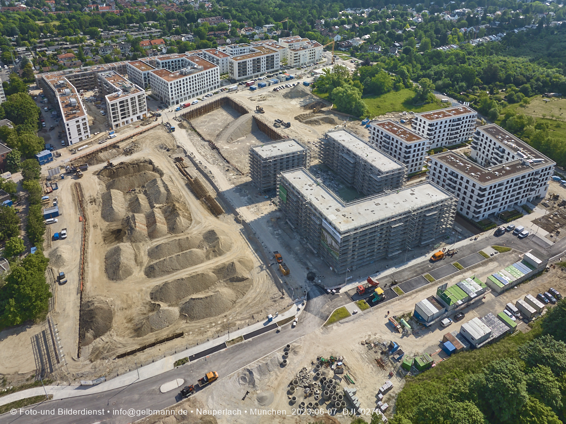 07.06.2023 - Aktuelle Luftbilder aus dem Alexisquartier und Pandion Verde in Neuperlach in München