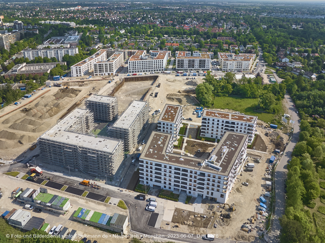 07.06.2023 - Aktuelle Luftbilder aus dem Alexisquartier und Pandion Verde in Neuperlach in München