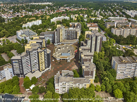 22.06.2023 - Marx-Zentrum, Studentenwohnheim, Wohnanlage Karl-Marx-Ring 52-62, KMR 53-57c Umgebung