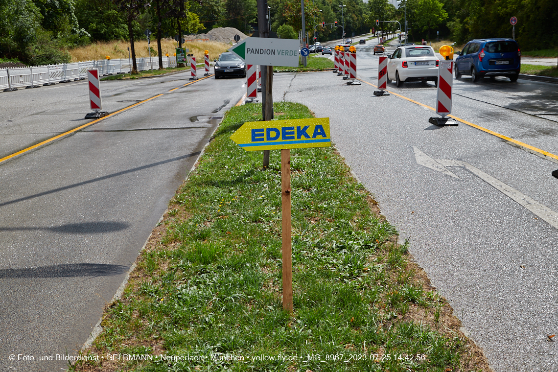 25.07.2023 - Zufahrtswege ins Alexisquartier in Neuperlach