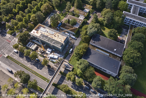 10.08.2023 - Marx-Zentrum, Studentenwohnheim, Wohnanlage Karl-Marx-Ring 52-62, KMR 53-57c Umgebung