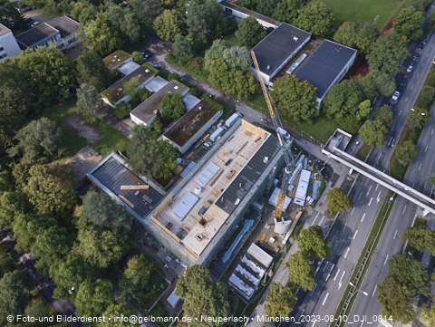 10.08.2023 - Marx-Zentrum, Studentenwohnheim, Wohnanlage Karl-Marx-Ring 52-62, KMR 53-57c Umgebung