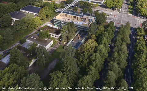 10.08.2023 - Marx-Zentrum, Studentenwohnheim, Wohnanlage Karl-Marx-Ring 52-62, KMR 53-57c Umgebung