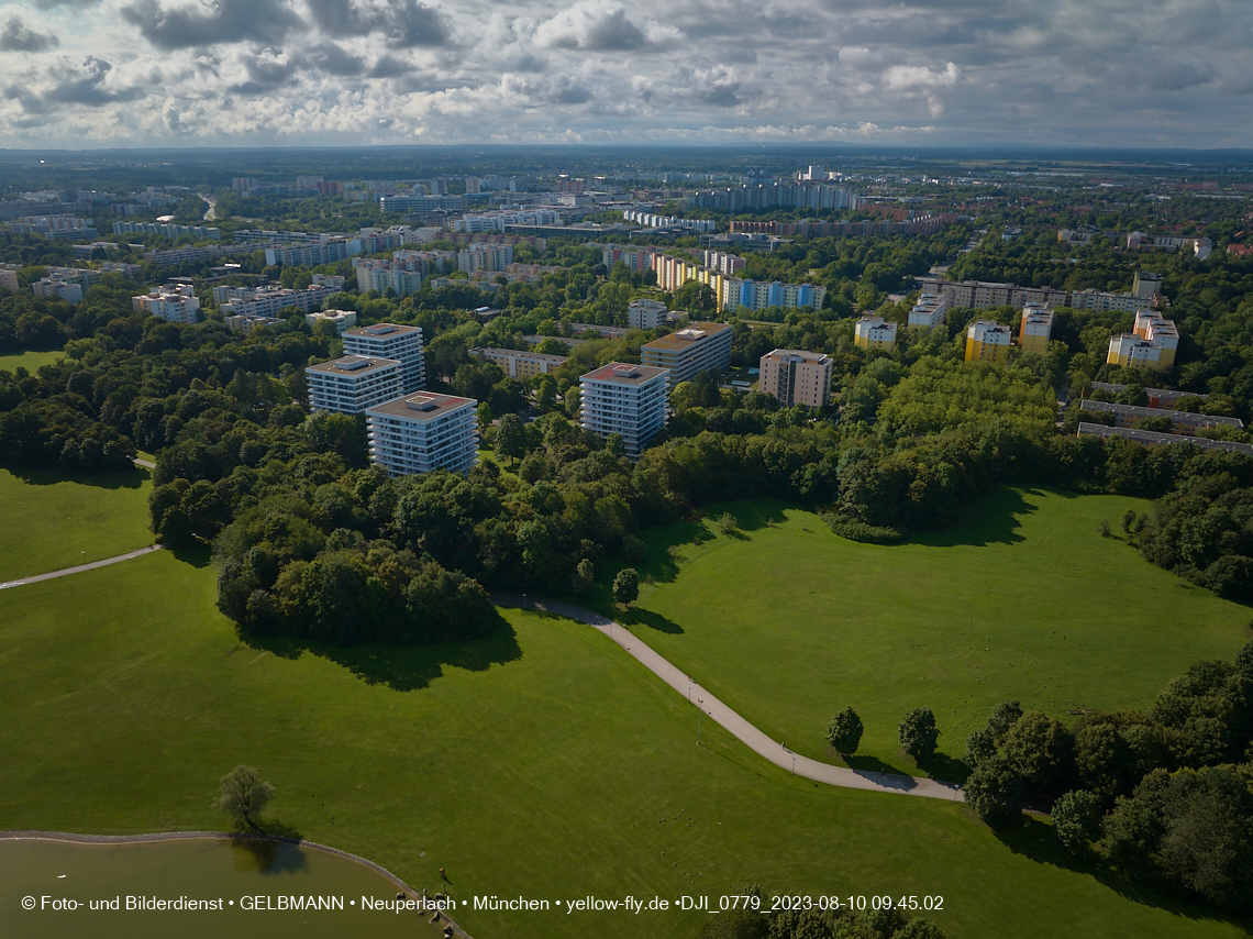 10.08.2023 - der Ostpark mit See in Neuperlach