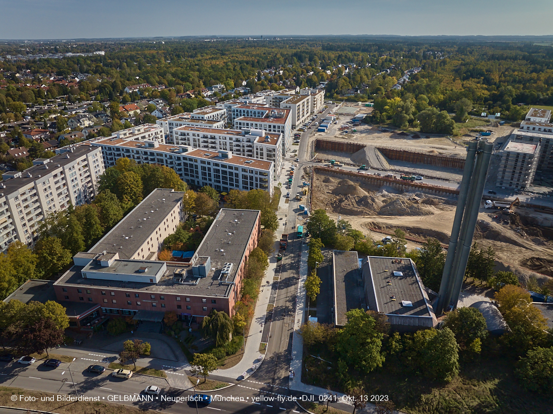 13.10.2023 - DEMOS-Baustelle und BayernHeim-Baustelle Alexisquartier udn Pandion Verde in Neuperlach