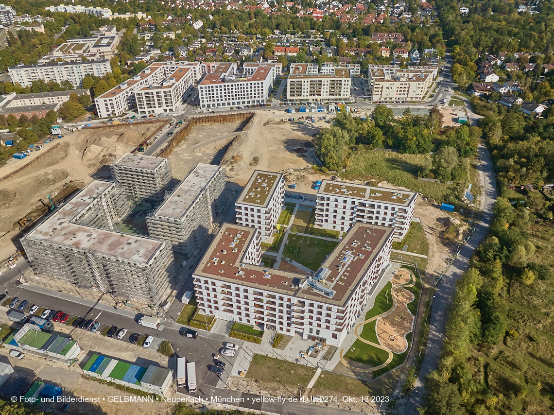 13.10.2023 - DEMOS-Baustelle und BayernHeim-Baustelle Alexisquartier udn Pandion Verde in Neuperlach