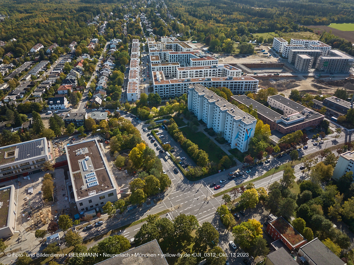 13.10.2023 - DEMOS-Baustelle und BayernHeim-Baustelle Alexisquartier udn Pandion Verde in Neuperlach
