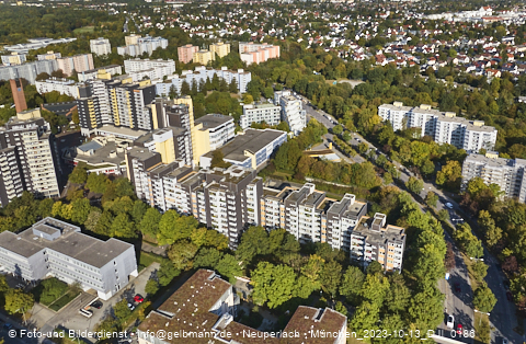 13.10.2023 - Karl-Marx-Ring 52-62 und Marx-Zentrum mit Umgebung in Neuperlach