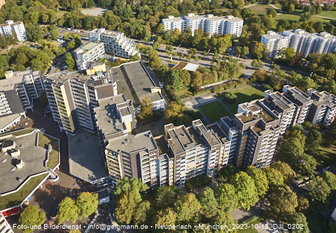 13.10.2023 - Karl-Marx-Ring 52-62 und Marx-Zentrum mit Umgebung in Neuperlach