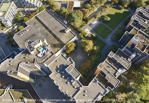 13.10.2023 - Karl-Marx-Ring 52-62 und Marx-Zentrum mit Umgebung in Neuperlach