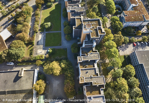 13.10.2023 - Karl-Marx-Ring 52-62 und Marx-Zentrum mit Umgebung in Neuperlach