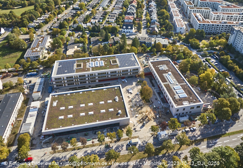 13.10.2023 - Karl-Marx-Ring 52-62 und Marx-Zentrum mit Umgebung in Neuperlach