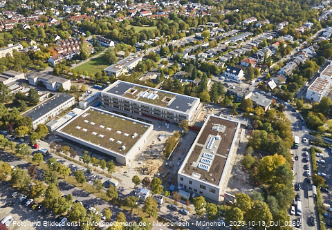 13.10.2023 - Karl-Marx-Ring 52-62 und Marx-Zentrum mit Umgebung in Neuperlach
