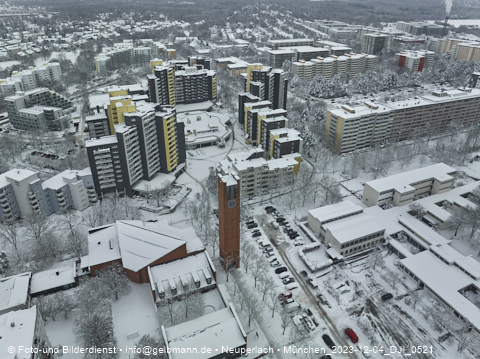 04.12.2023 - Marx-Zentrum, Studentenwohnheim und Wohnanlage Karl-Marx-Ring 52-62 und KMR 53-57c