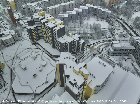 04.12.2023 - Marx-Zentrum, Studentenwohnheim und Wohnanlage Karl-Marx-Ring 52-62 und KMR 53-57c