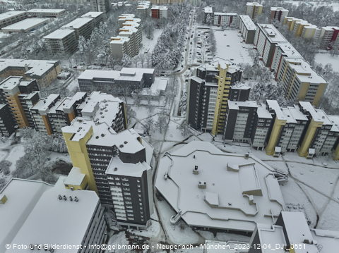 04.12.2023 - Marx-Zentrum, Studentenwohnheim und Wohnanlage Karl-Marx-Ring 52-62 und KMR 53-57c