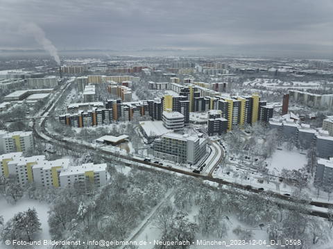 04.12.2023 - Marx-Zentrum, Studentenwohnheim und Wohnanlage Karl-Marx-Ring 52-62 und KMR 53-57c