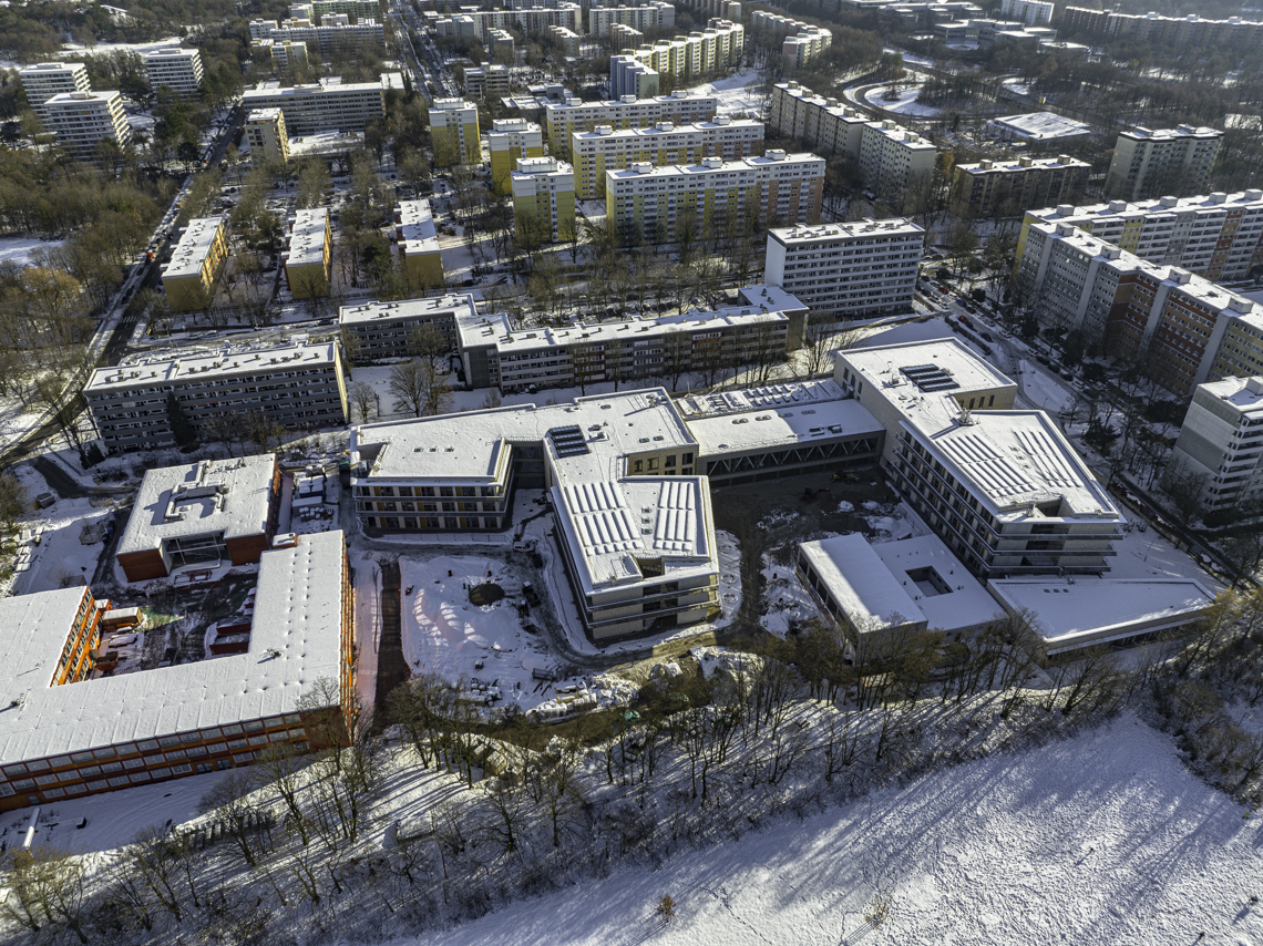 07.12.2021 - Baustelle Grundschule am Strehleranger und Neuperlach