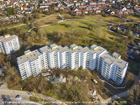 30.01.2024 - Marx-Zentrum, Studentenwohnheim und Wohnanlage Karl-Marx-Ring 52-62 und KMR 53-57c