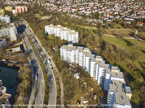 30.01.2024 - Marx-Zentrum, Studentenwohnheim und Wohnanlage Karl-Marx-Ring 52-62 und KMR 53-57c