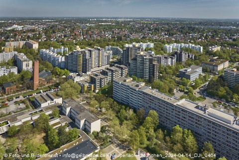 14.04.2024 - Marx-Zentrum, Studentenwohnheim und Wohnanlage Karl-Marx-Ring 52-62 und KMR 53-57c