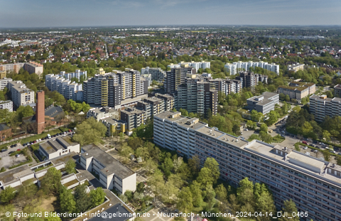14.04.2024 - Marx-Zentrum, Studentenwohnheim und Wohnanlage Karl-Marx-Ring 52-62 und KMR 53-57c