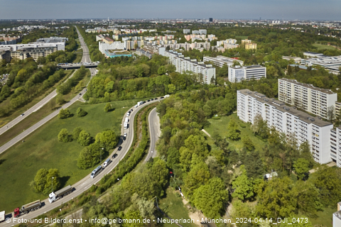 14.04.2024 - Marx-Zentrum, Studentenwohnheim und Wohnanlage Karl-Marx-Ring 52-62 und KMR 53-57c
