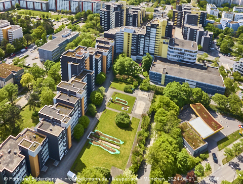 01.05.2024 - Marx-Zentrum, Studentenwohnheim und Wohnanlage Karl-Marx-Ring 52-62 und KMR 53-57c