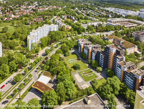 01.05.2024 - Marx-Zentrum, Studentenwohnheim und Wohnanlage Karl-Marx-Ring 52-62 und KMR 53-57c