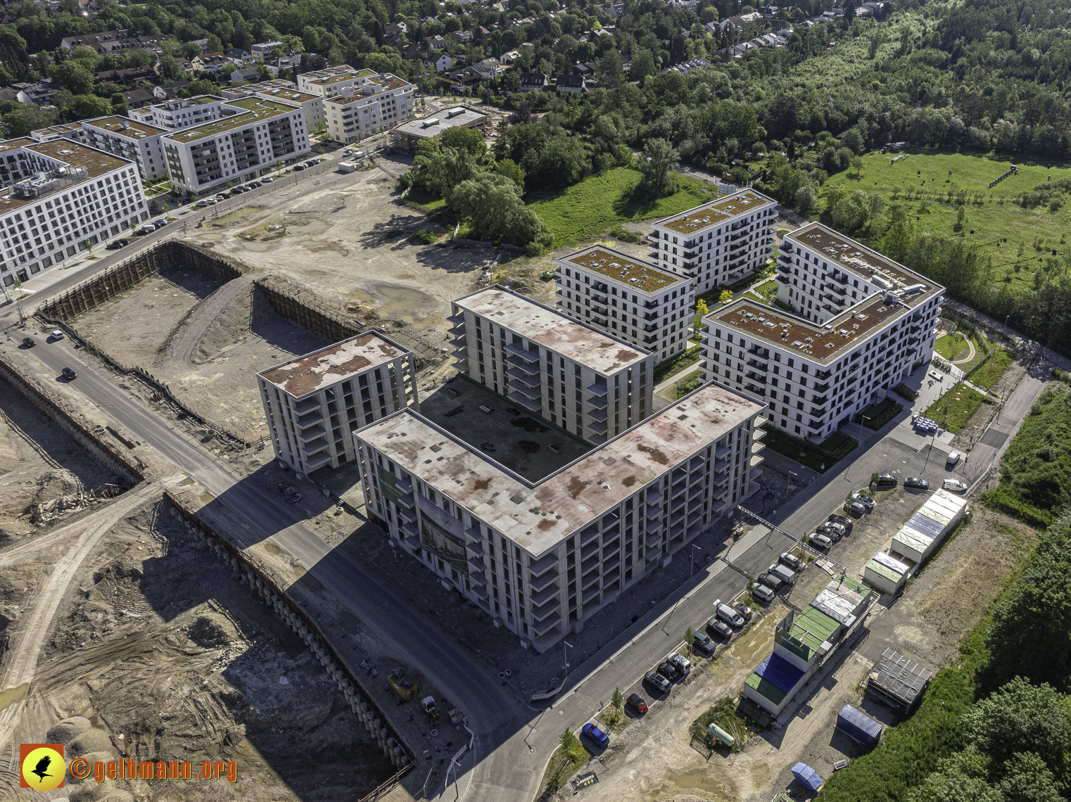 14.05.2024 - DEMOS-Baustelle und BayernHeim-Baustelle Alexisquartier in Neuperlach