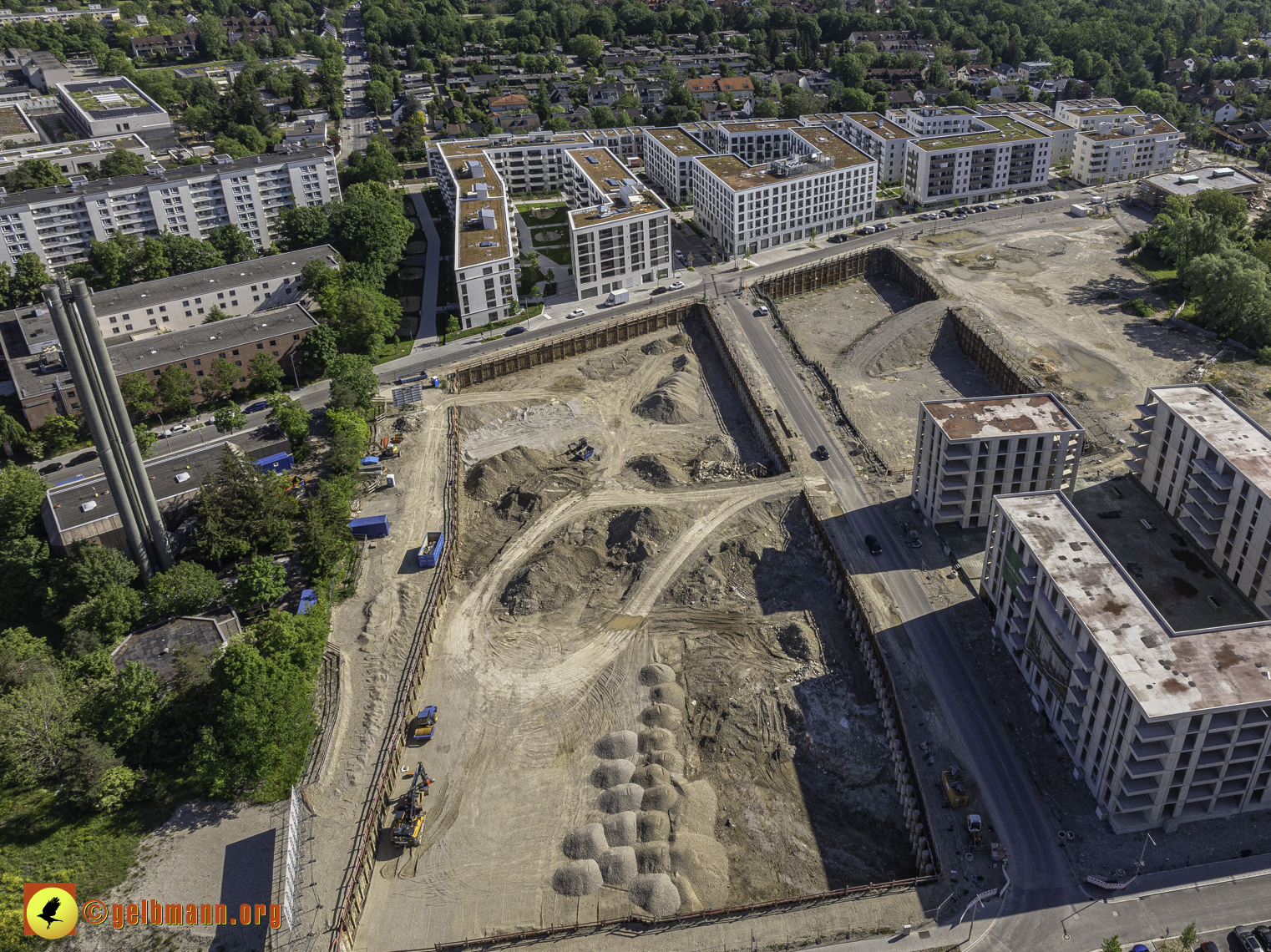 14.05.2024 - DEMOS-Baustelle und BayernHeim-Baustelle Alexisquartier in Neuperlach