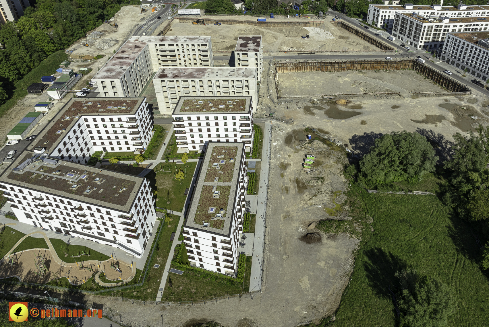 14.05.2024 - DEMOS-Baustelle und BayernHeim-Baustelle Alexisquartier in Neuperlach