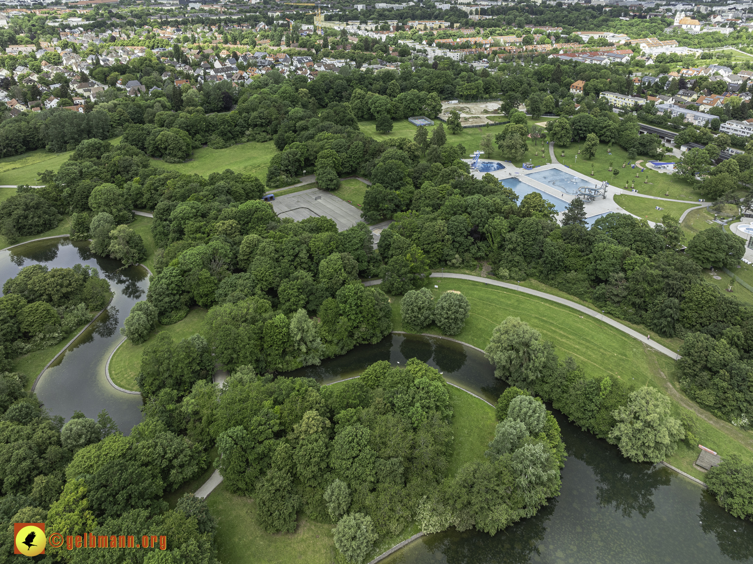 25.05.2024 - Ostpark mit Biergarten und See in Berg am Laim