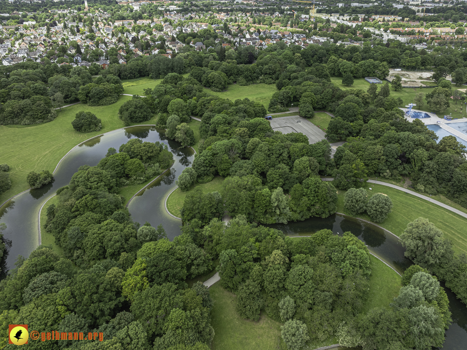 25.05.2024 - Ostpark mit Biergarten und See in Berg am Laim