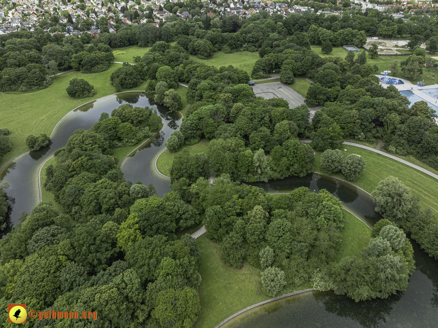 25.05.2024 - Ostpark mit Biergarten und See in Berg am Laim