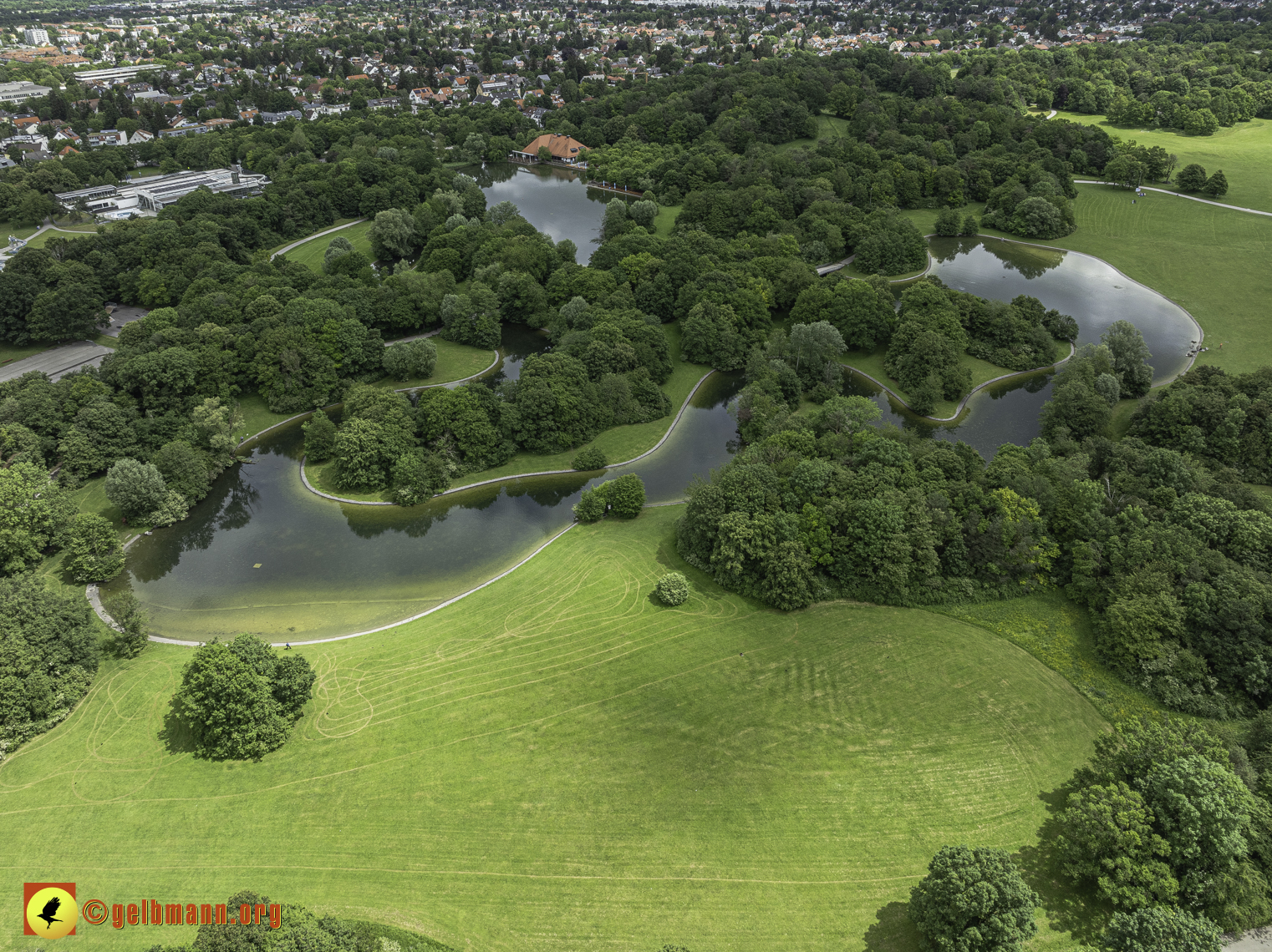 25.05.2024 - Ostpark mit Biergarten und See in Berg am Laim