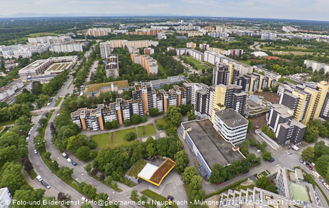 06.06.2024 - Marx-Zentrum, Studentenwohnheim, Wohnanlage Karl-Marx-Ring 52-62, KMR 53-57c Umgebung