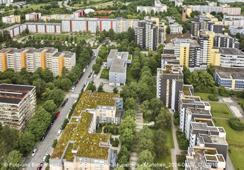 07.06.2024 - Marx-Zentrum, Studentenwohnheim, Wohnanlage Karl-Marx-Ring 52-62, KMR 53-57c Umgebung