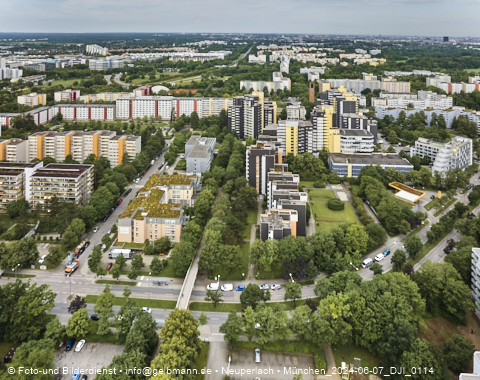 07.06.2024 - Marx-Zentrum, Studentenwohnheim, Wohnanlage Karl-Marx-Ring 52-62, KMR 53-57c Umgebung