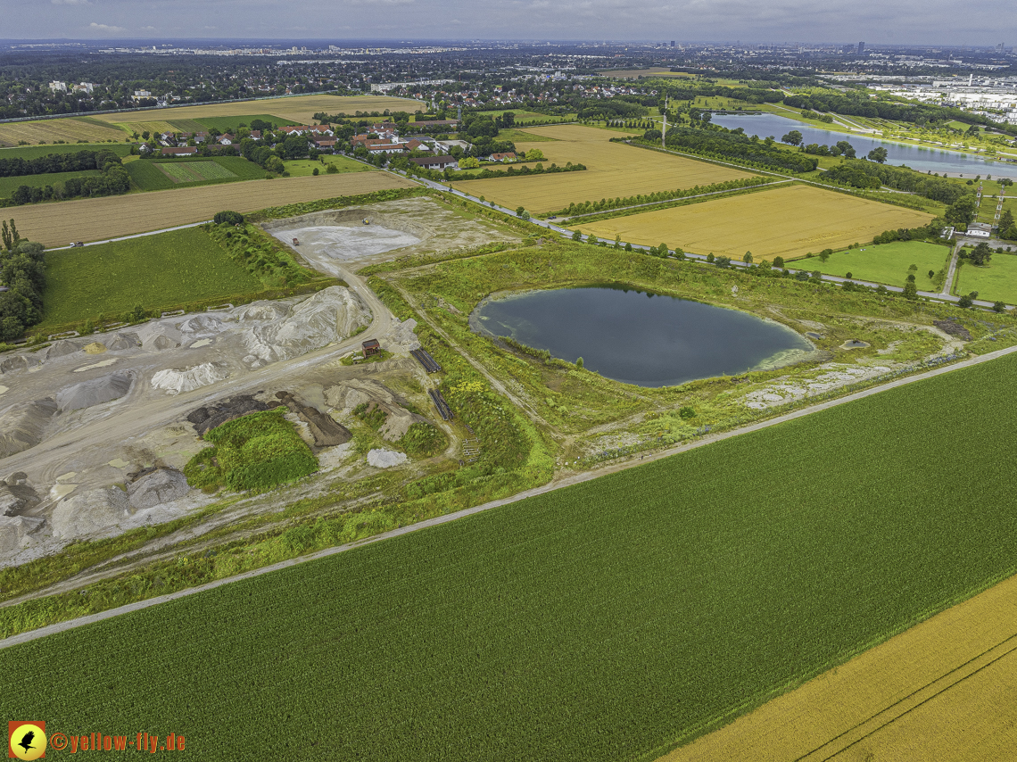 11.07.2024 - DEMOS-Baustelle und BayernHeim-Baustelle in Gronsdorf