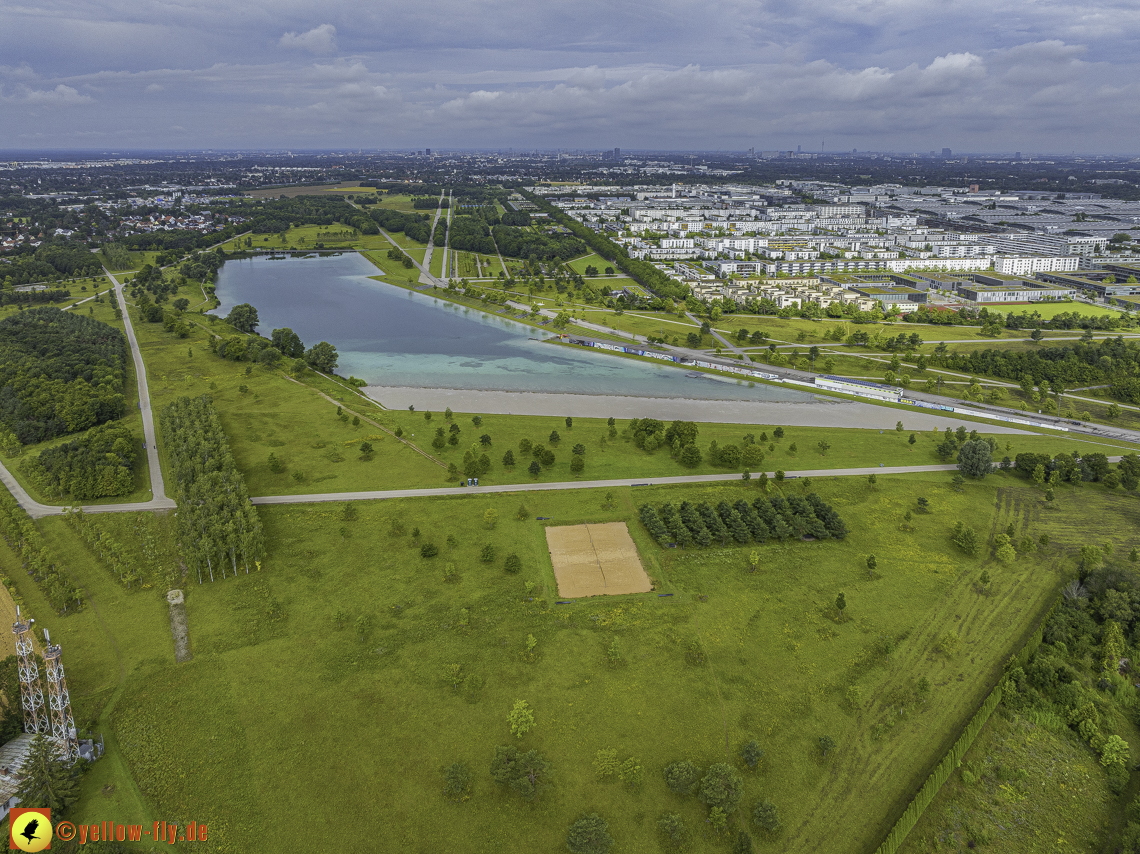 11.07.2024 - DEMOS-Baustelle und BayernHeim-Baustelle in Gronsdorf