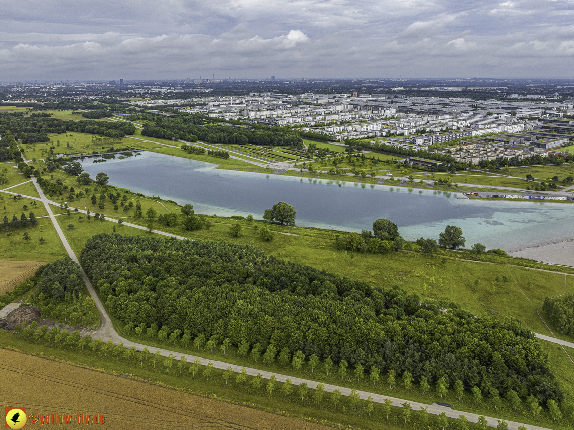 11.07.2024 - DEMOS-Baustelle und BayernHeim-Baustelle in Gronsdorf