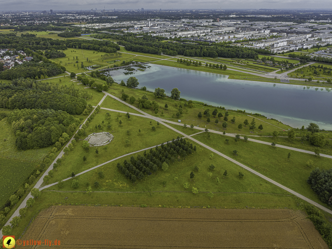 11.07.2024 - DEMOS-Baustelle und BayernHeim-Baustelle in Gronsdorf