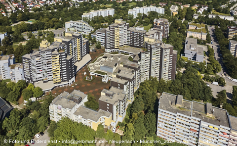 29.07.2024 - Marx-Zentrum, Studentenwohnheim, Wohnanlage Karl-Marx-Ring 52-62, KMR 53-57c Umgebung