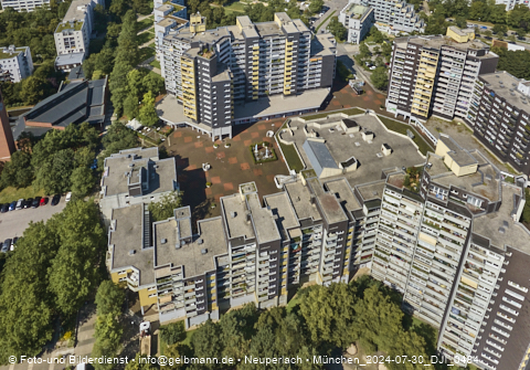 29.07.2024 - Marx-Zentrum, Studentenwohnheim, Wohnanlage Karl-Marx-Ring 52-62, KMR 53-57c Umgebung